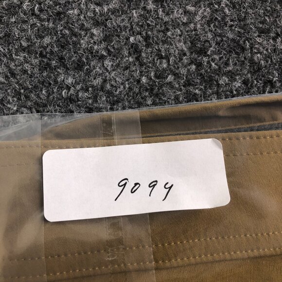 Eddie Bauer First Ascent Shorts Mens 33 Tan Hiking Stretch Cargo 11" Inseam - Picture 11 of 11